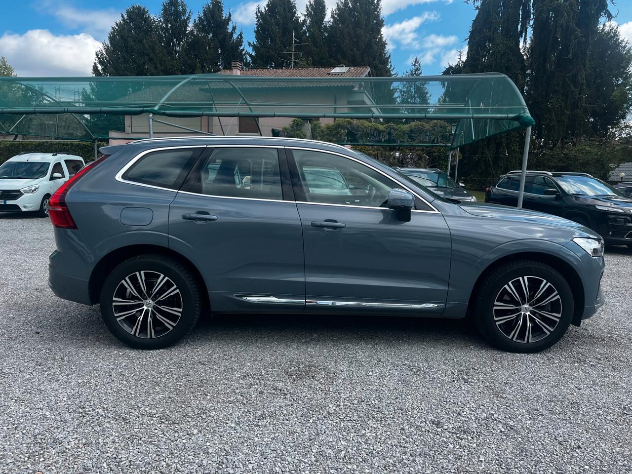 Volvo XC 60 XC60 B4 (d) AWD Geartronic Momentum Pro
