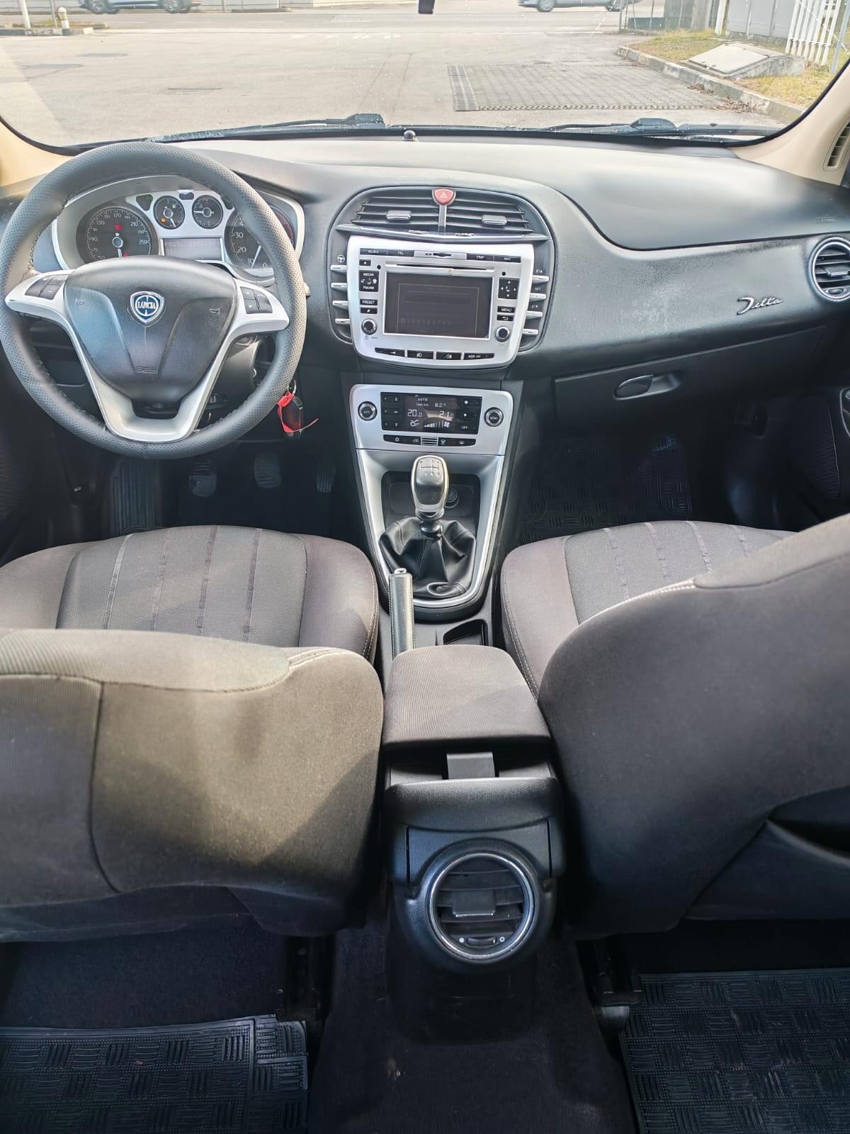 Lancia Delta 1.4 T-Jet 120 CV Oro