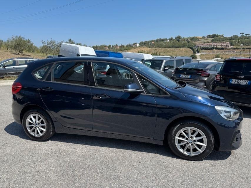 BMW Serie 2 216d Active Tourer Business