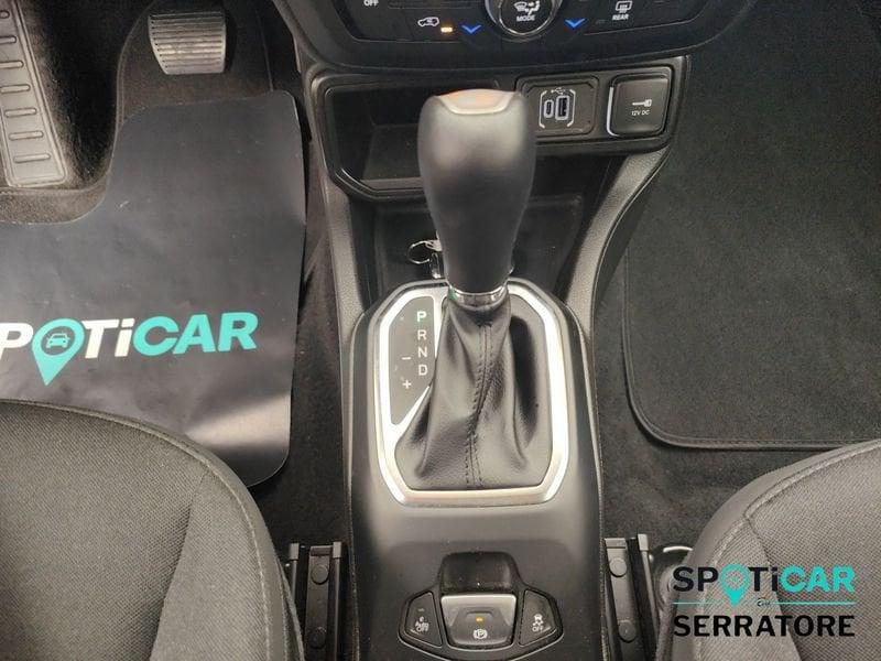 Jeep Renegade 2024 1.5 turbo t4 mhev Summit 2wd dct
