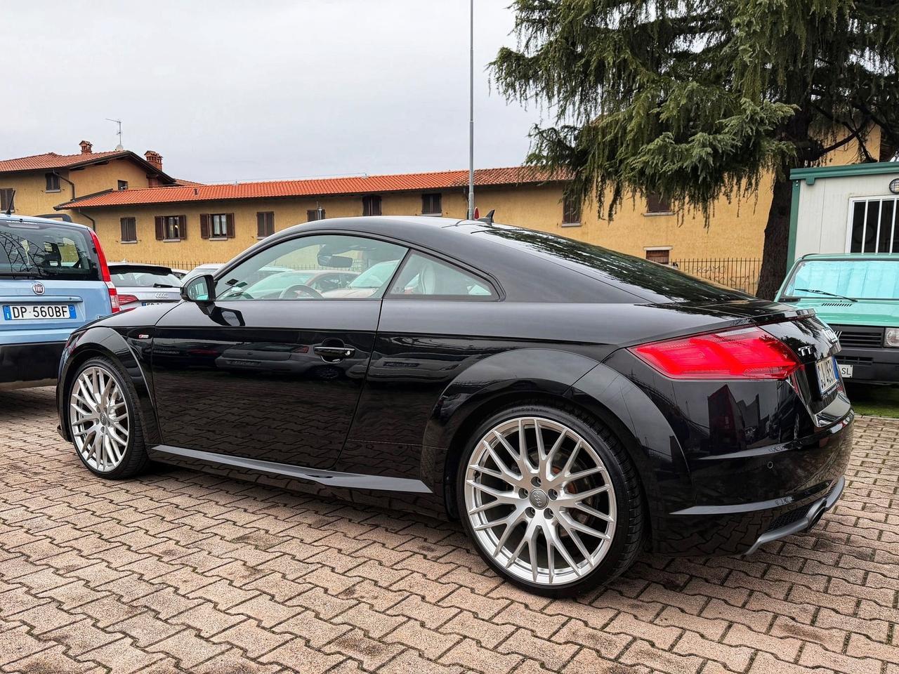 Audi TT Coupé 2.0 TFSI quattro S tronic line
