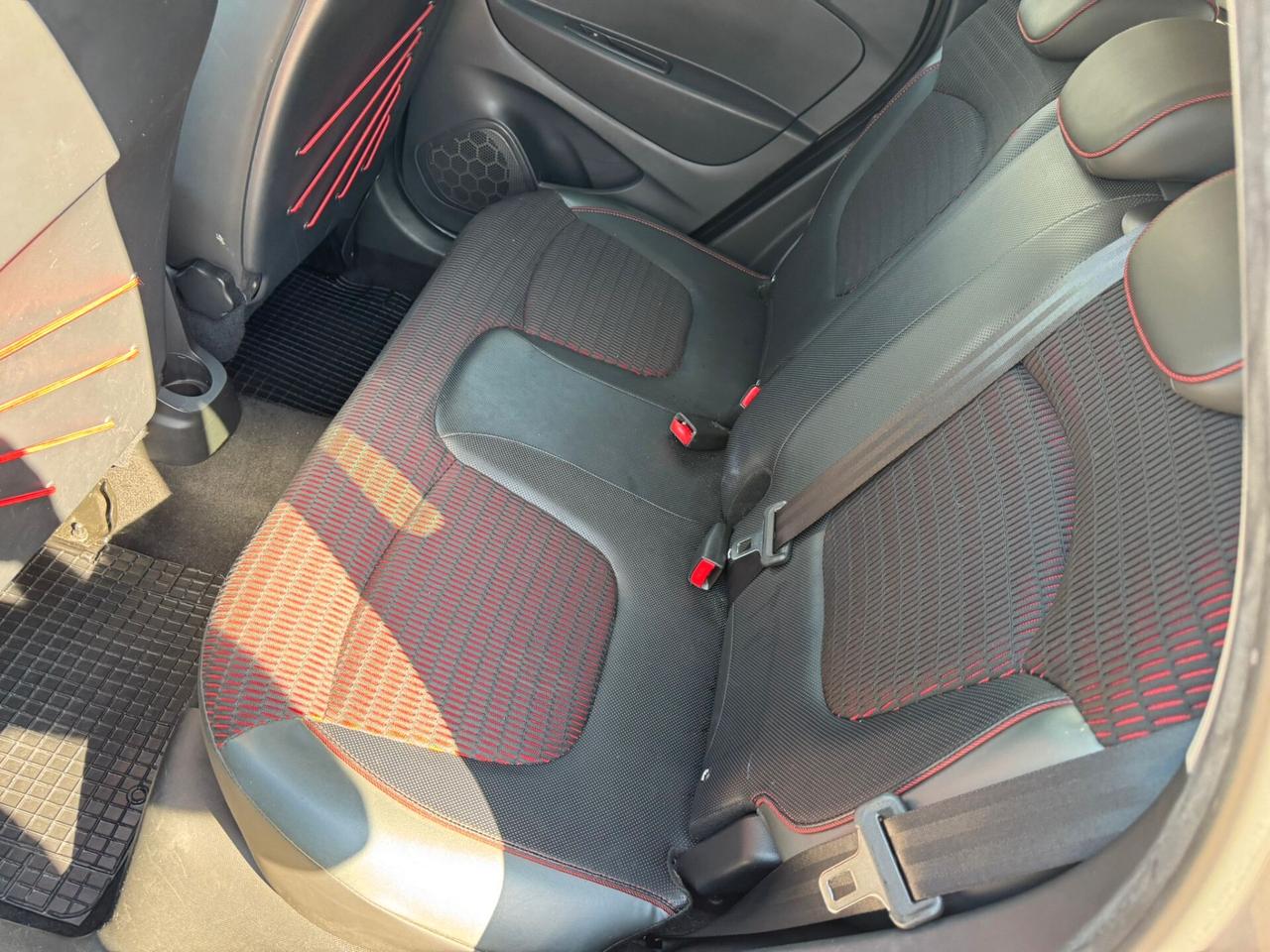Renault Captur 1.5 90 CV Project Runway