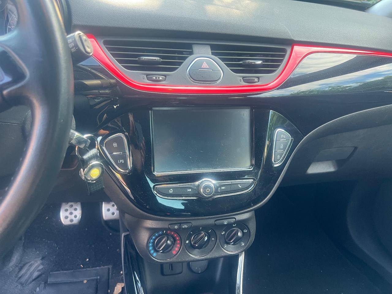 Opel Corsa 1.4 90CV GPL Tech Coupé Innovation