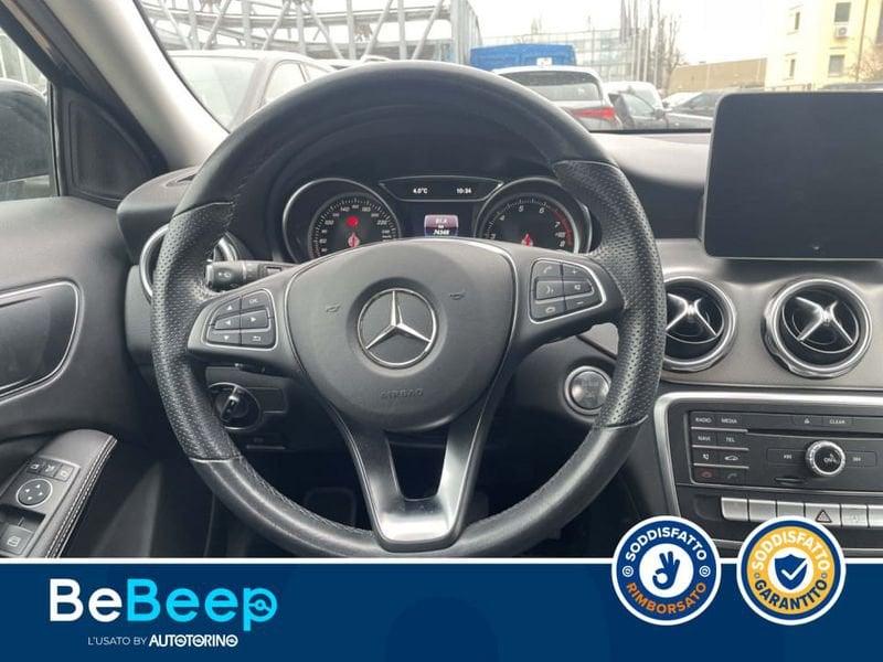 Mercedes-Benz GLA 180 SPORT AUTO