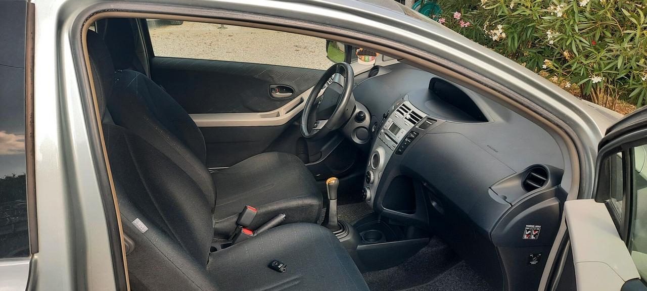 Toyota Yaris 1.3 3 porte