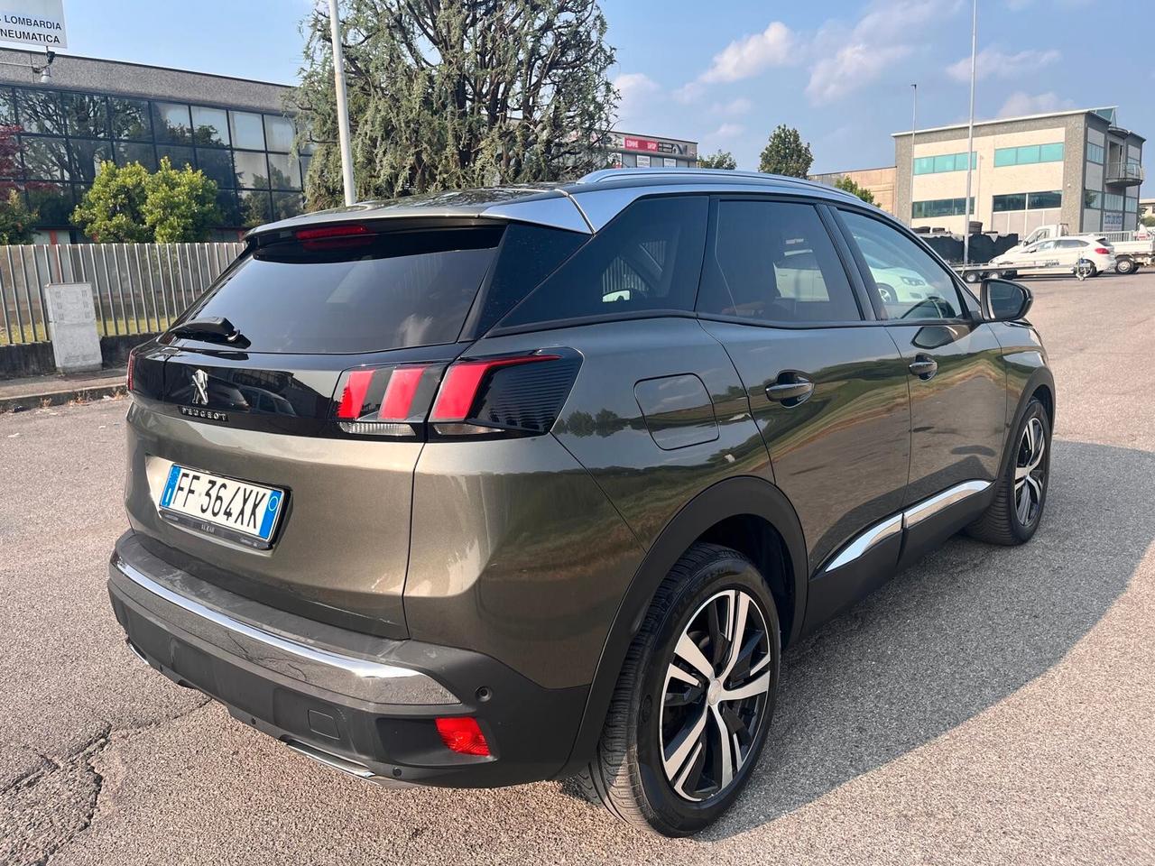 Peugeot 3008 BlueHDi 120 EAT6 S&S Allure
