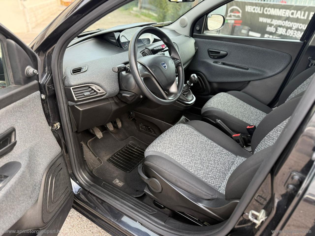 LANCIA Ypsilon 1.0 FireFly 5p.S&S Hyb. ECOCHIC HYBRID