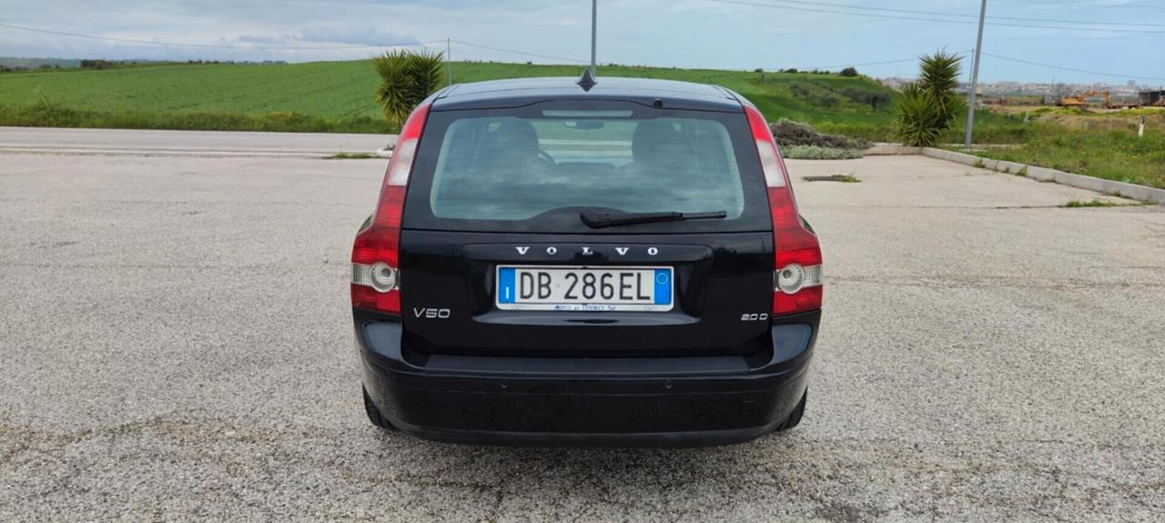 Volvo V50 2.0 D cat Summum