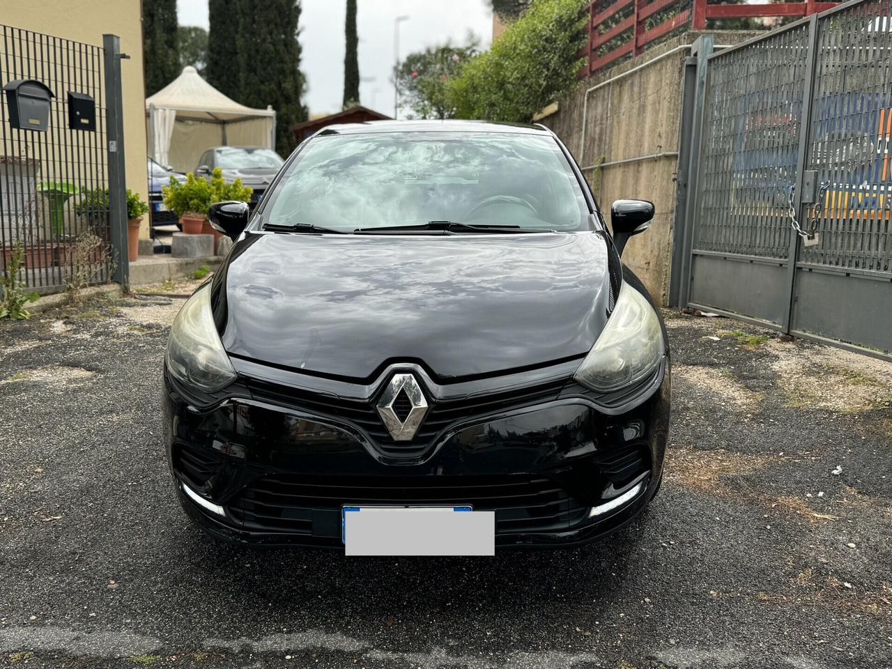 Renault Clio 1.2 75CV 5 porte NEOPATENTATI