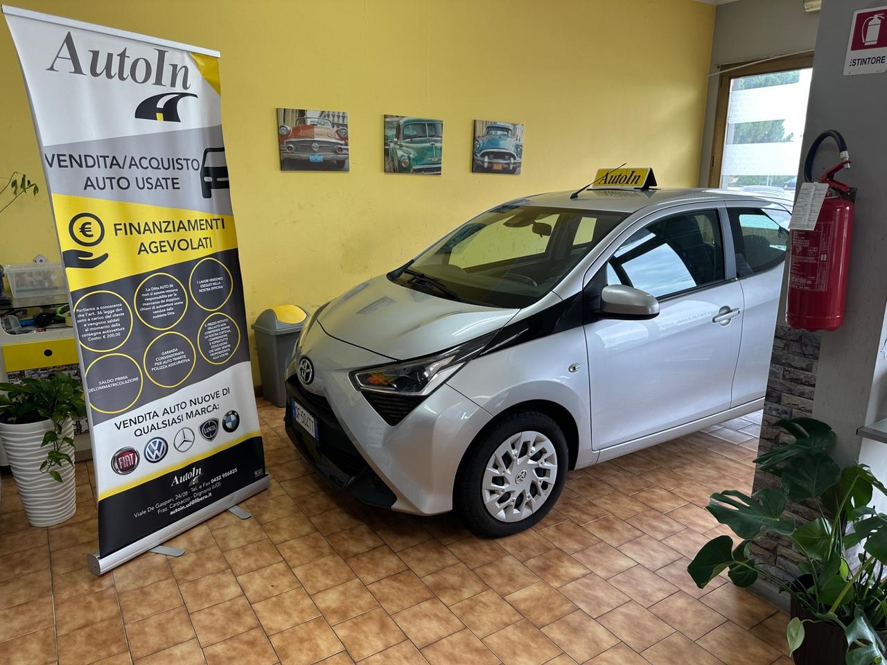 Toyota Aygo Connect 1.0benz. 3.400km!!!