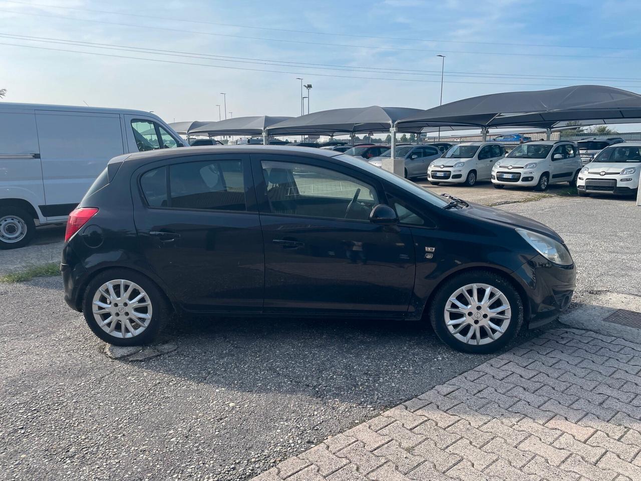 Opel Corsa 1.2 80CV 5 porte GPL-TECH Club