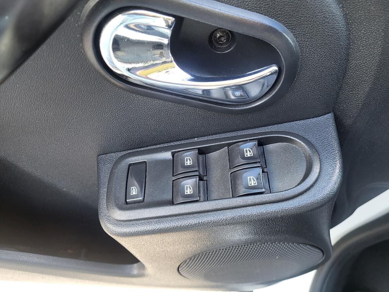 DACIA Duster 1.5 dCi-EURO 6B-NAVI-UNICO PROPRIETAR