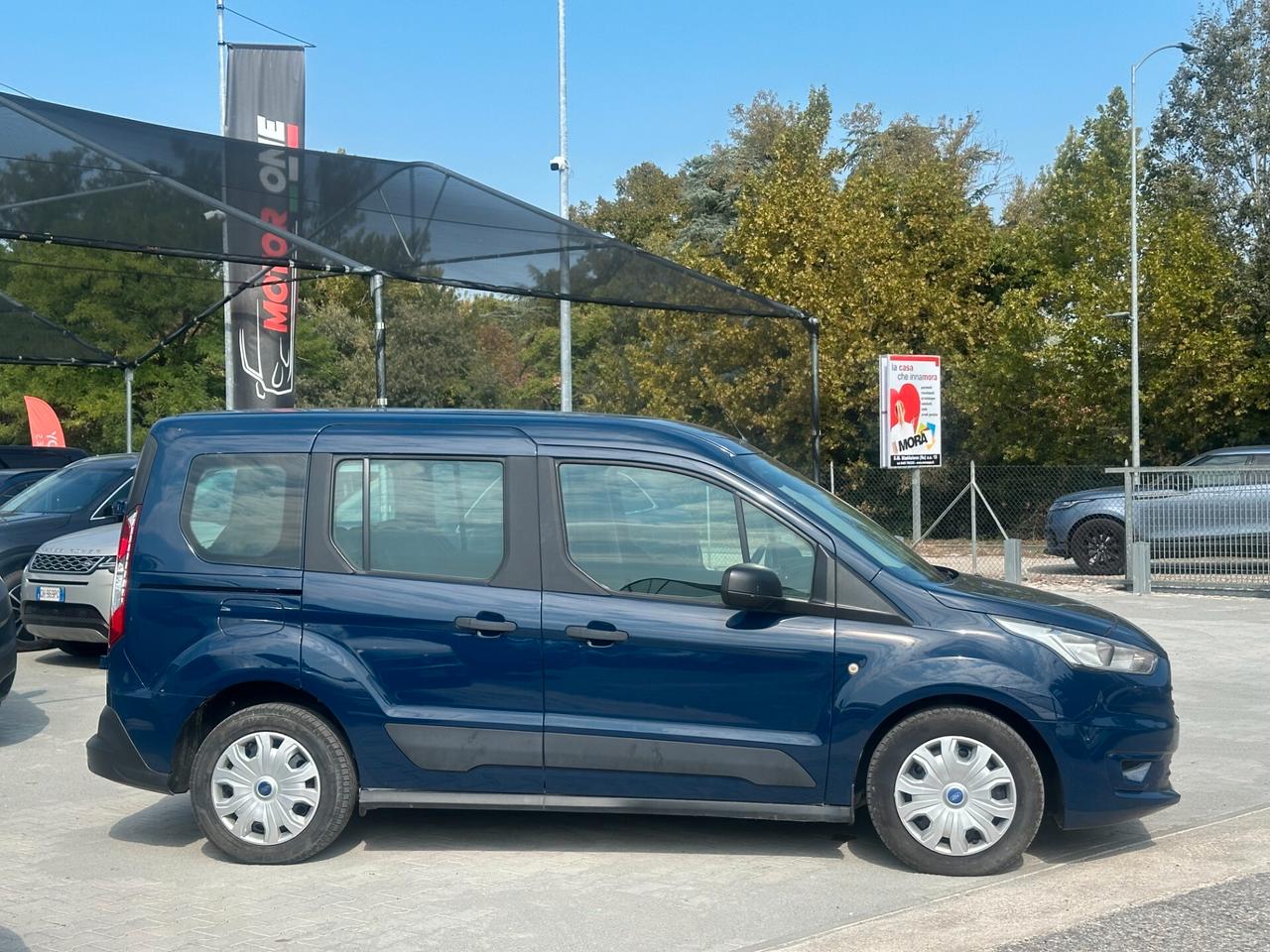 Ford Tourneo Connect 1.5 TDCi 120 CV Titanium