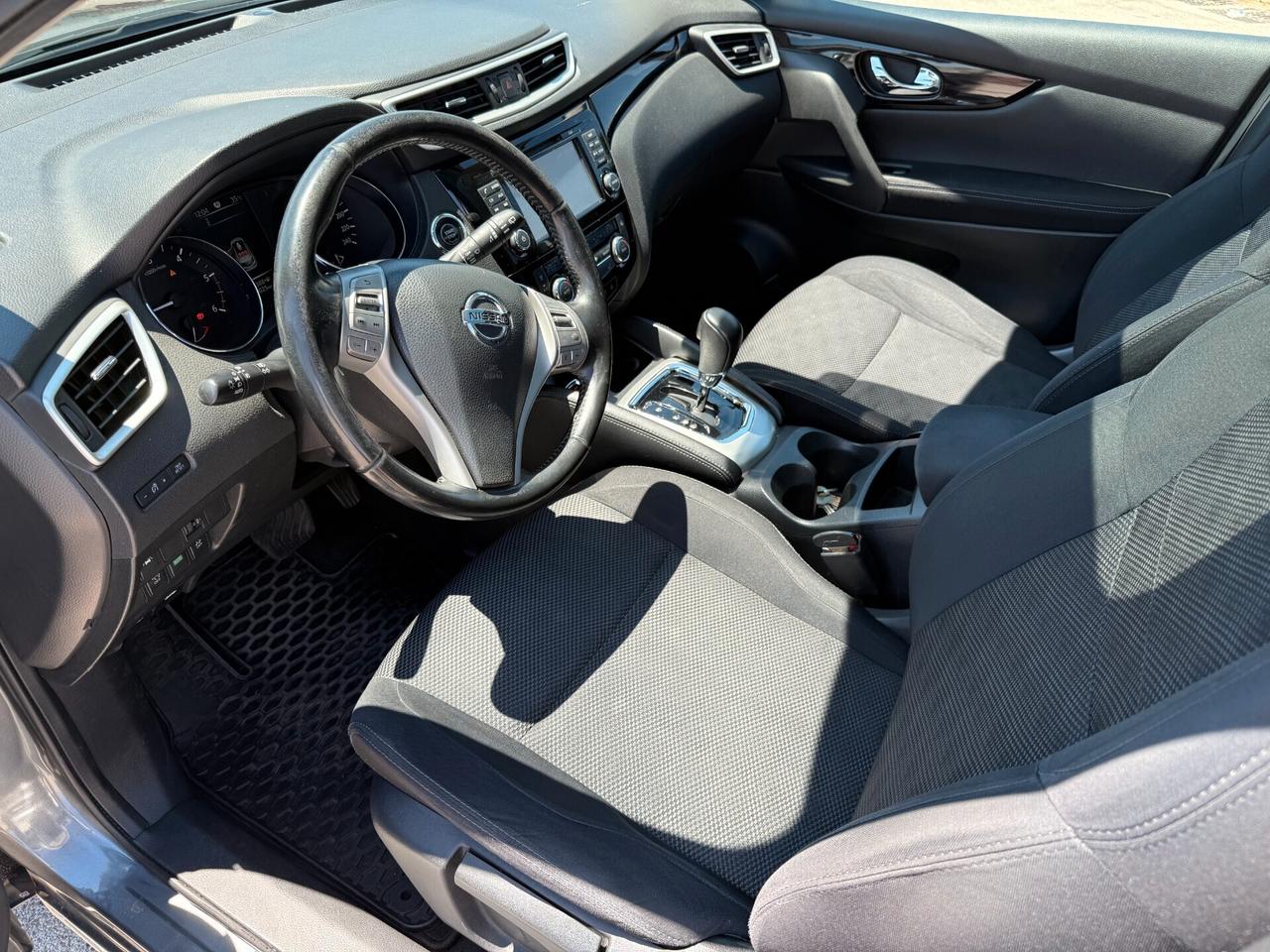 Nissan Qashqai 1.6 dCi X-Tronic 2WD Black Edition