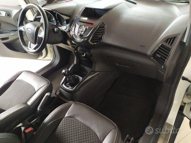 FORD EcoSport 1.5 TDCi 95 CV Titanium