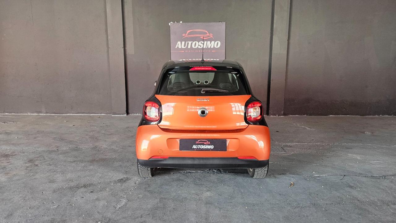 Smart ForFour 70 1.0 twinamic Youngster