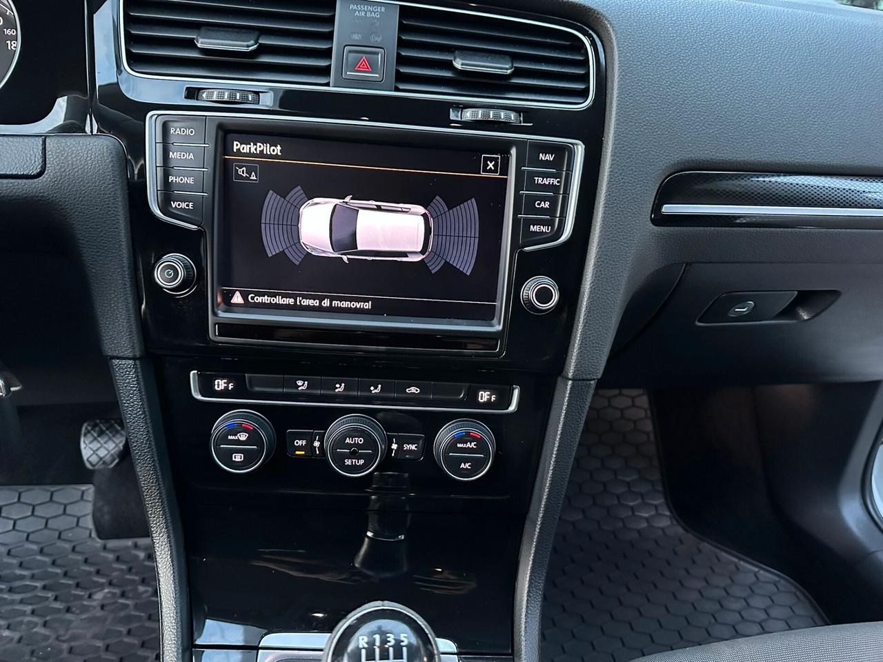 Volkswagen Golf 2.0 TDI 5p. Highline BlueMotion Technology