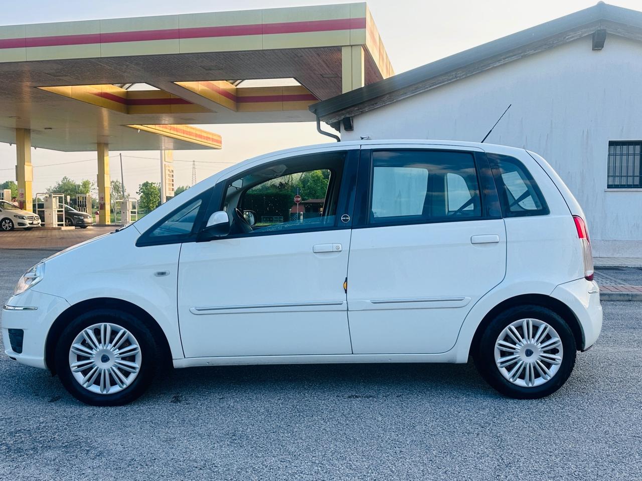 Lancia MUSA 1.4 Oro Ecochic GPL