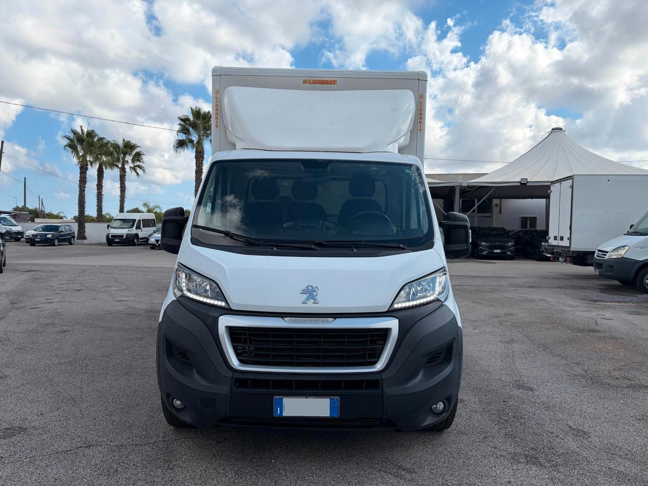 Peugeot Boxer 335 2.2 BlueHDi 165 S&S Cabinato CON SPONDA IDRAULICA