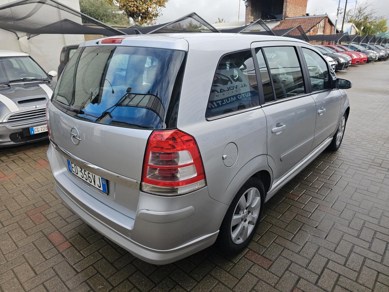 Opel Zafira 1.8 16V VVT Cosmo - 7 Posti