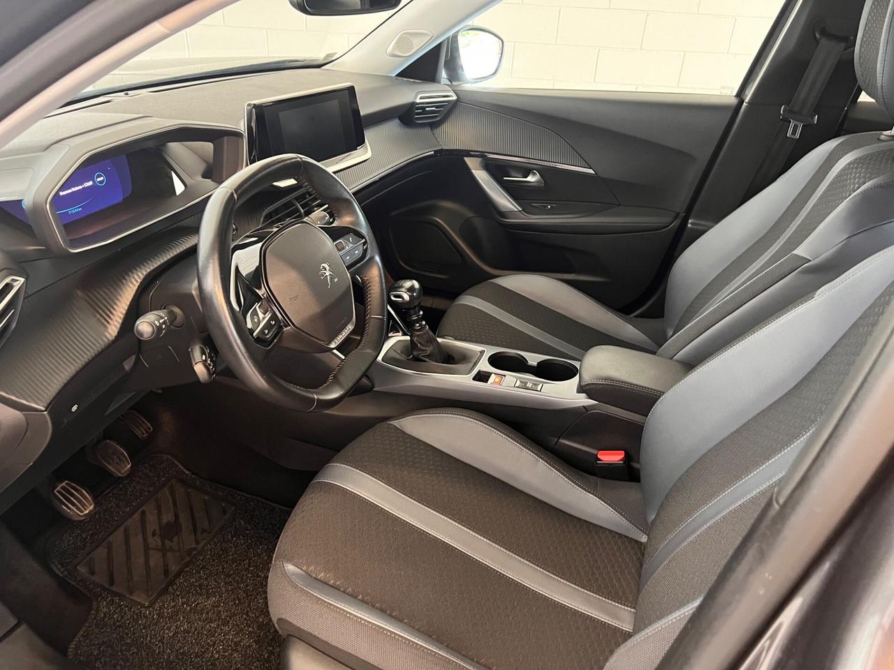 Peugeot 2008 1.2 PureTech 100 S&S Allure 100cv