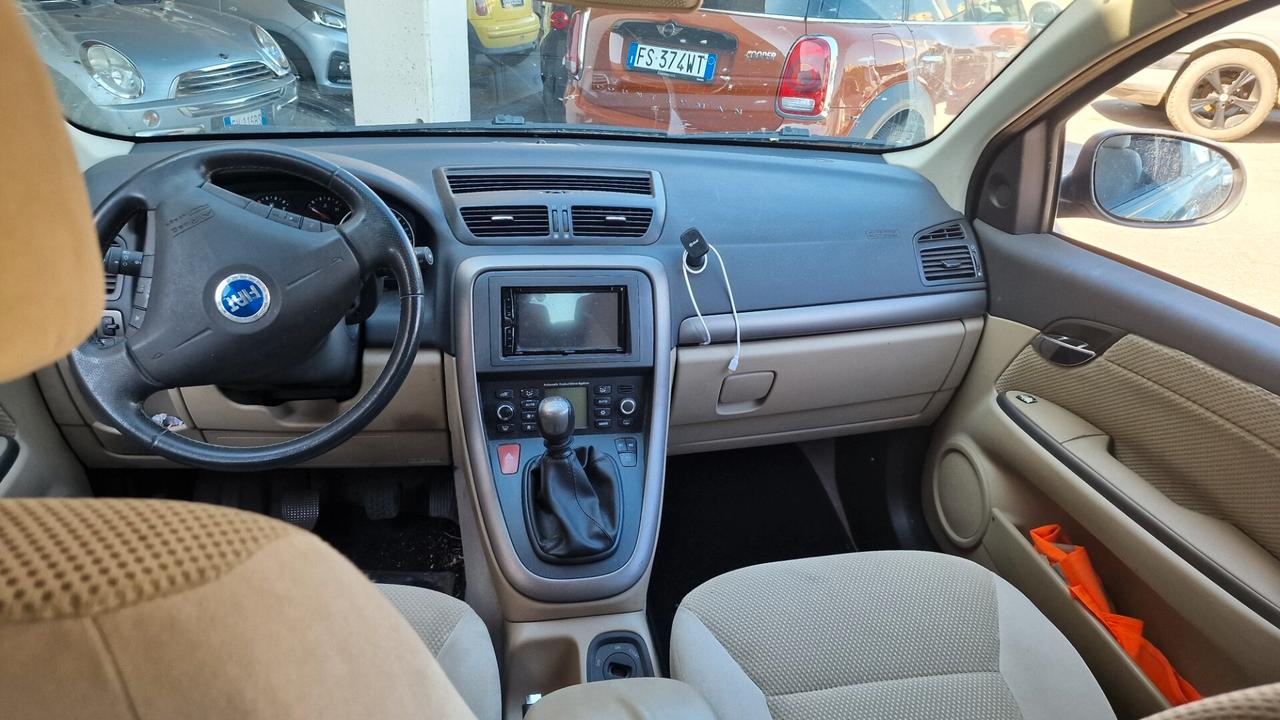 Fiat Croma 1.9 Multijet Active