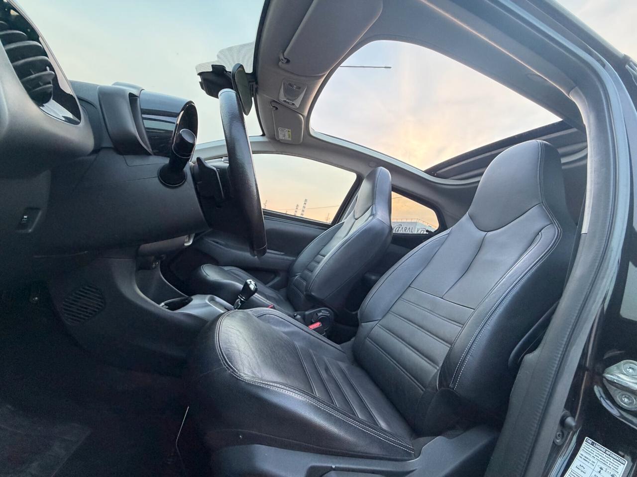 Toyota Aygo Connect 1.0 VVT-i 72 CV 5 porte x-wave MMT