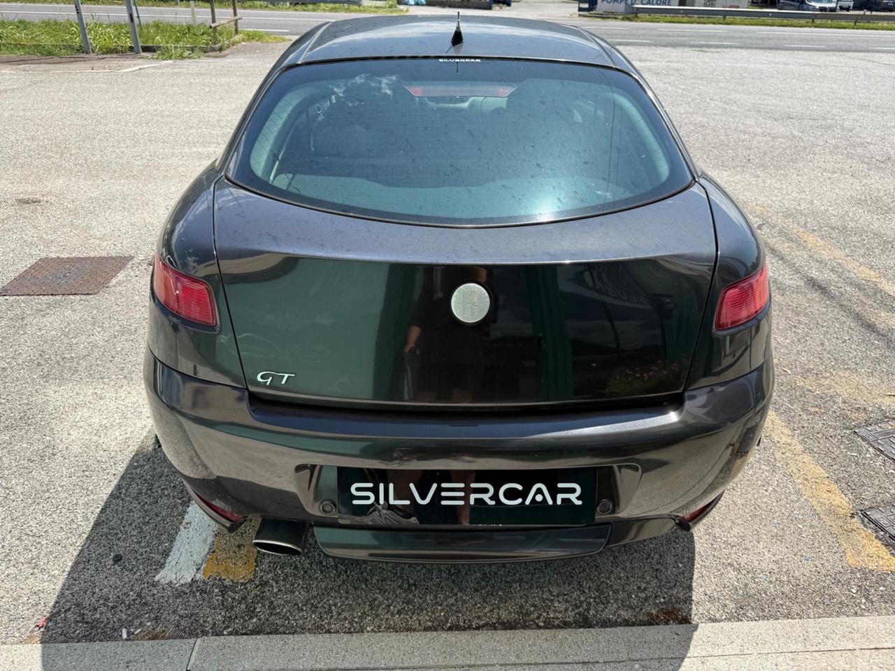 Alfa Romeo GT 1.9 MJT Luxury