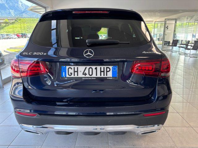 MERCEDES-BENZ GLC 300 e 4Matic EQ-Power Business Extra