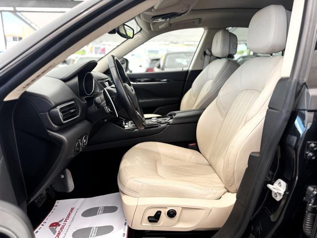 MASERATI Levante V6 Diesel 250cv AWD Granlusso (Tetto/APP/Retro)