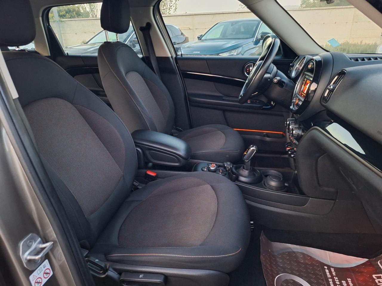 Mini Cooper D COUNTRYMAN HYPE 2.0 AUTOMAT. NAV+RETROCAM - 2020