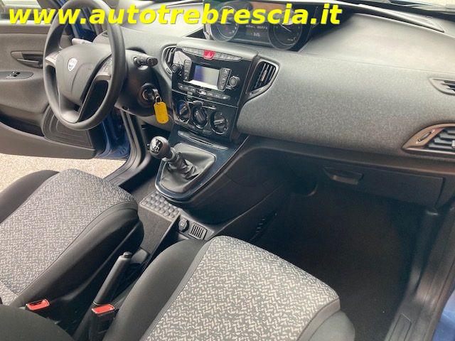 LANCIA Ypsilon 1.0 FireFly 5 porte S&S Hybrid Silver