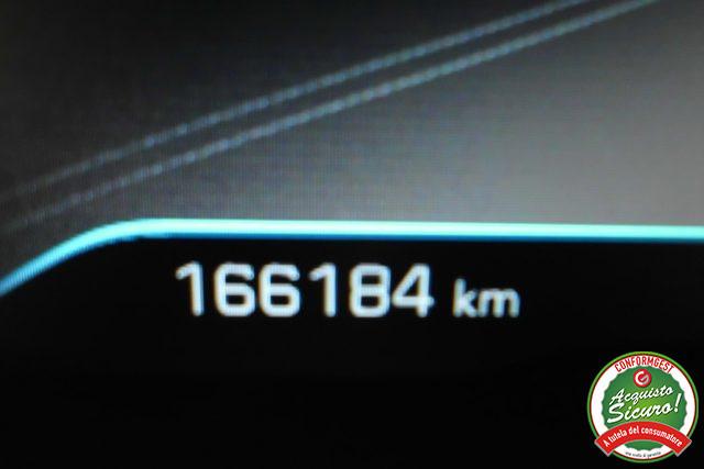PEUGEOT 3008 BlueHDi 130 S&S EAT8 Business