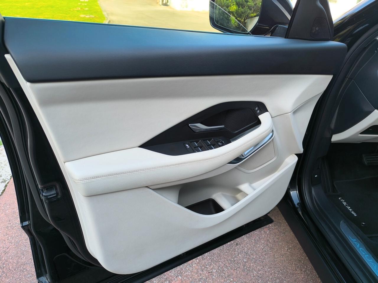 Jaguar E-Pace 2.0D I4 163 CV AWD Auto SE