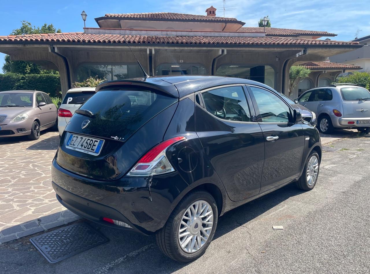 Lancia Ypsilon 1.3 MJT 16V 95 CV 5 porte S&S Gold