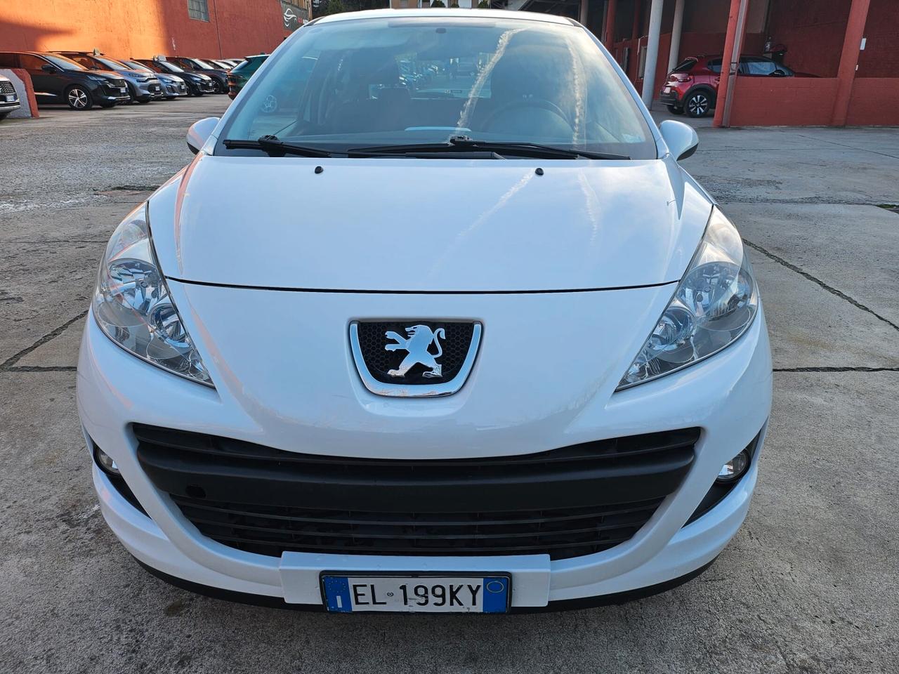 Peugeot 207 1.4 8V 75CV 3p. Energie