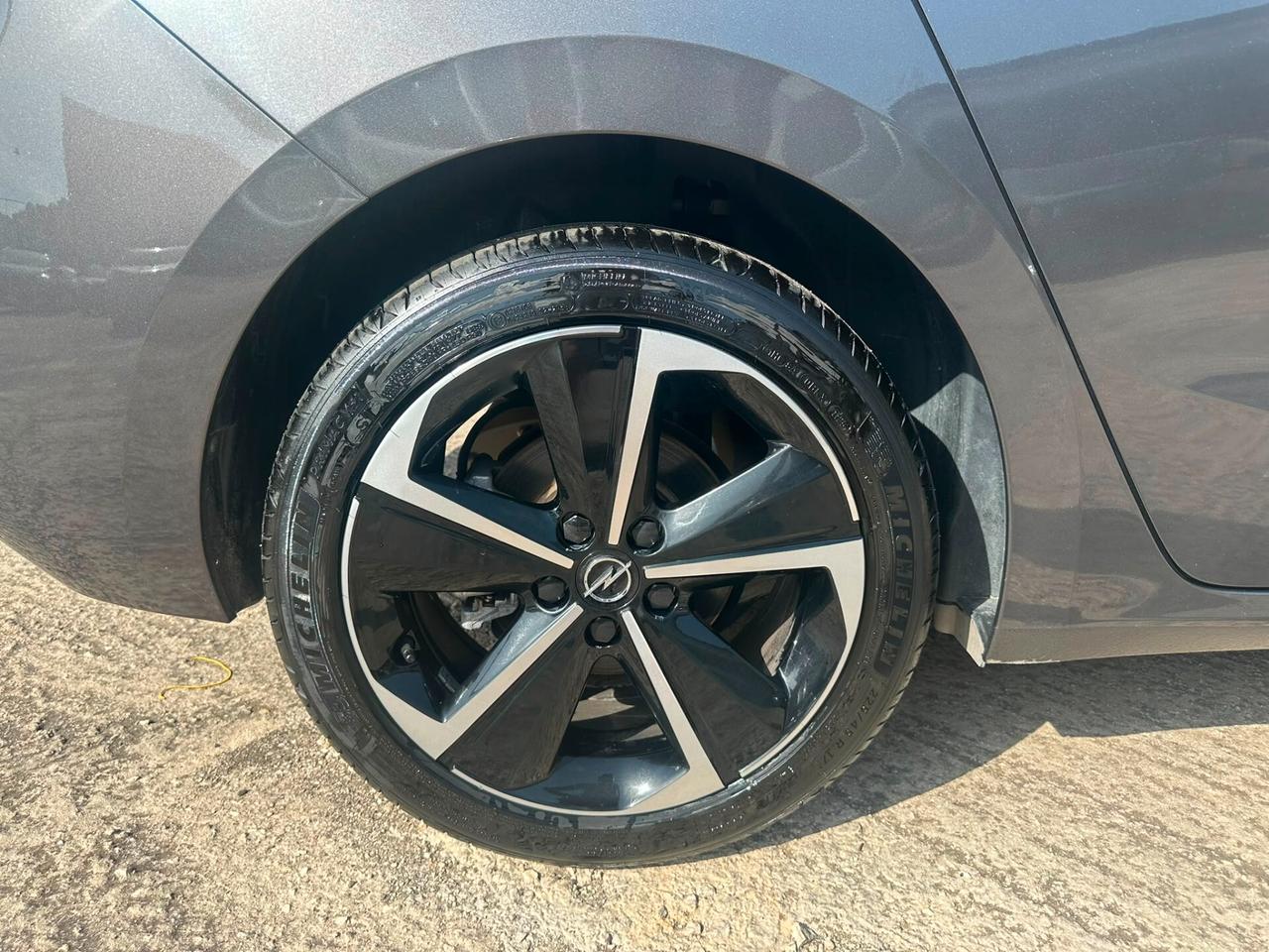 Opel Astra 1.2 Turbo 130 CV GS