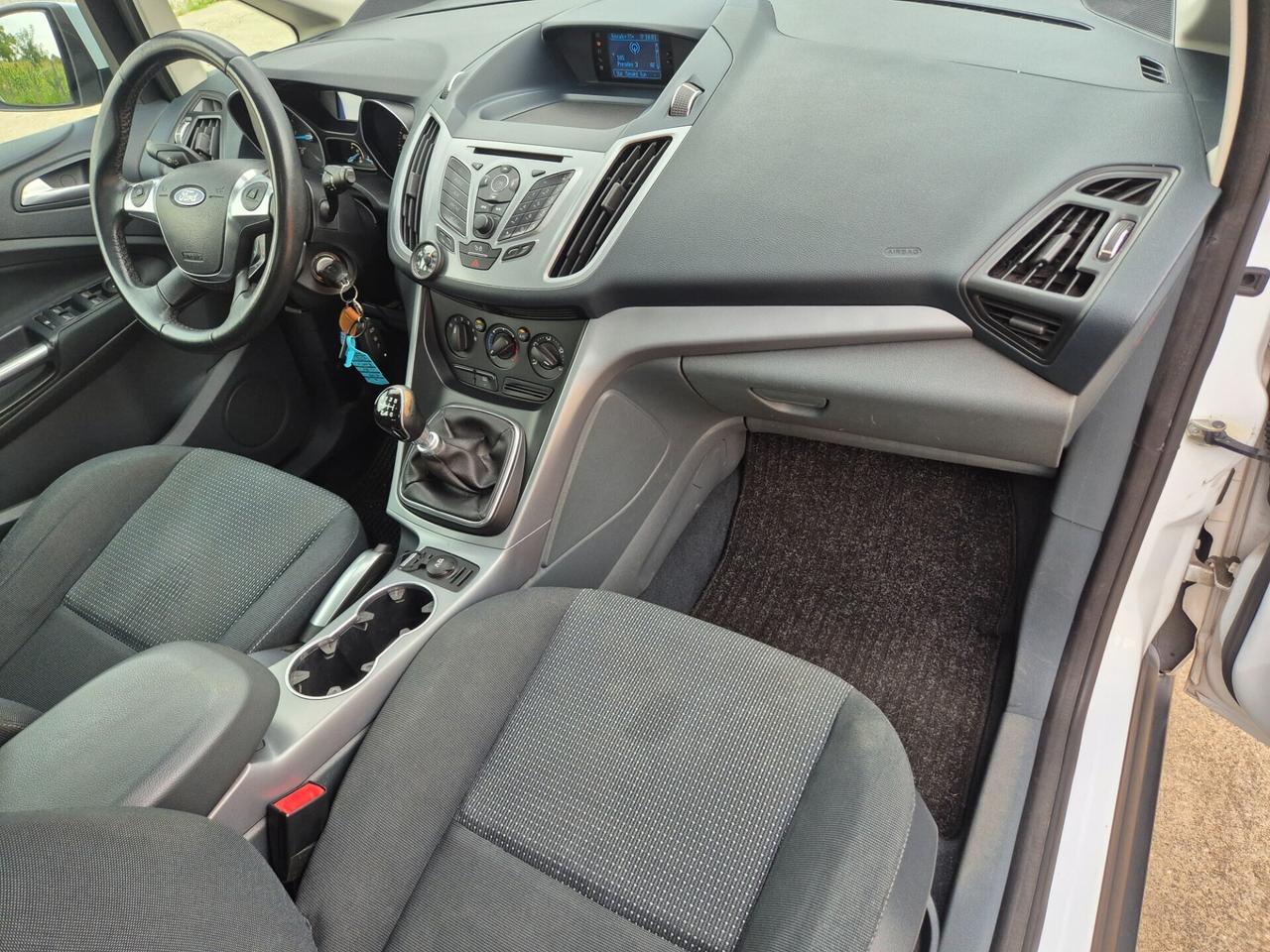 Ford C-Max 1.6 TDCi 115CV Titanium neopatentati