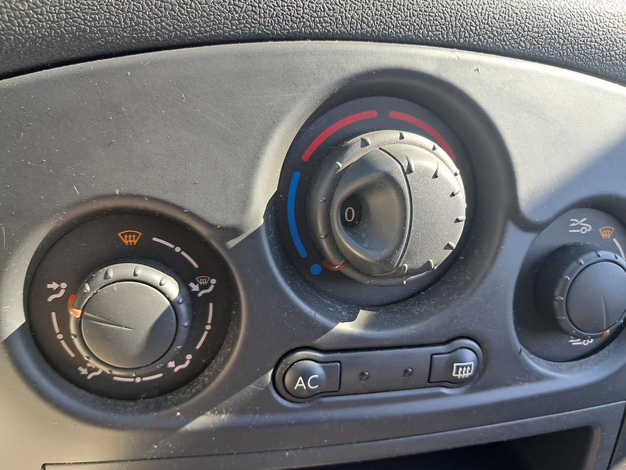 Renault Clio 1.2 16V 5 porte Dynamique