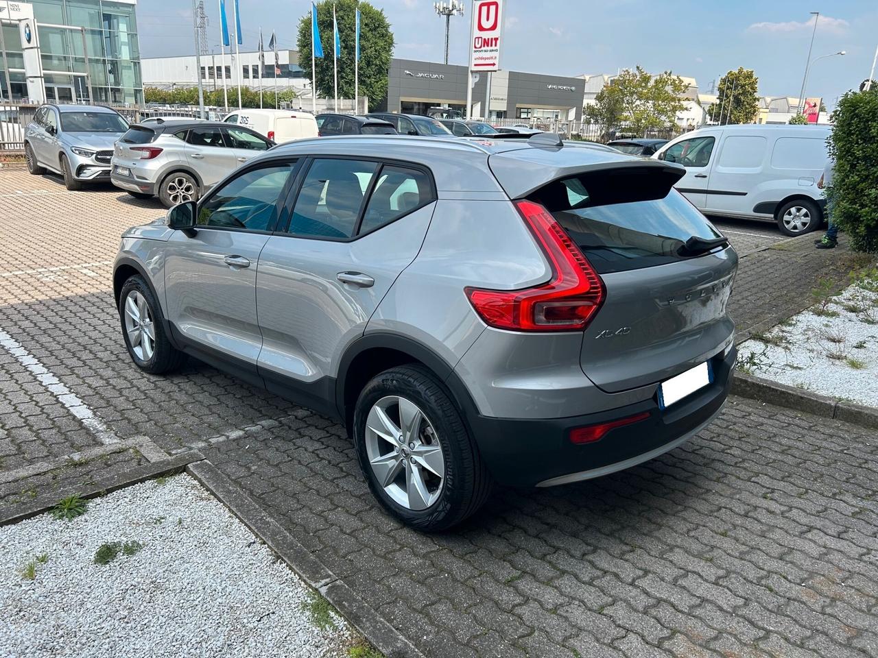 Volvo XC40 2.0 b3 Core auto
