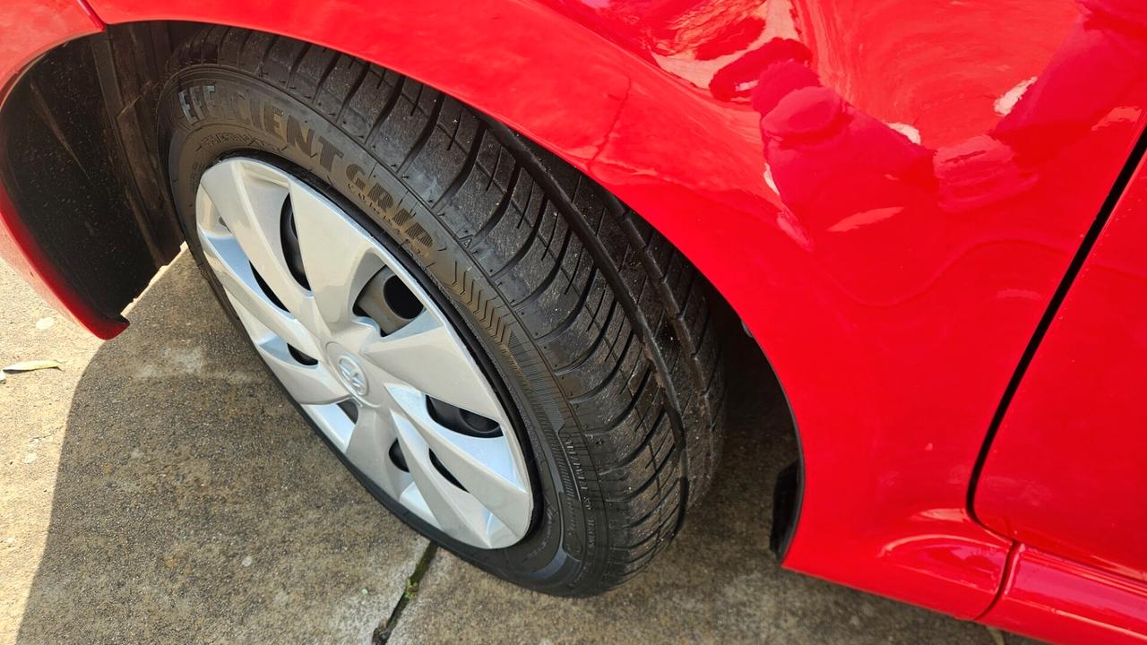 Toyota Aygo 1.0 VVT-i 69 CV 5 porte x-cool MMT