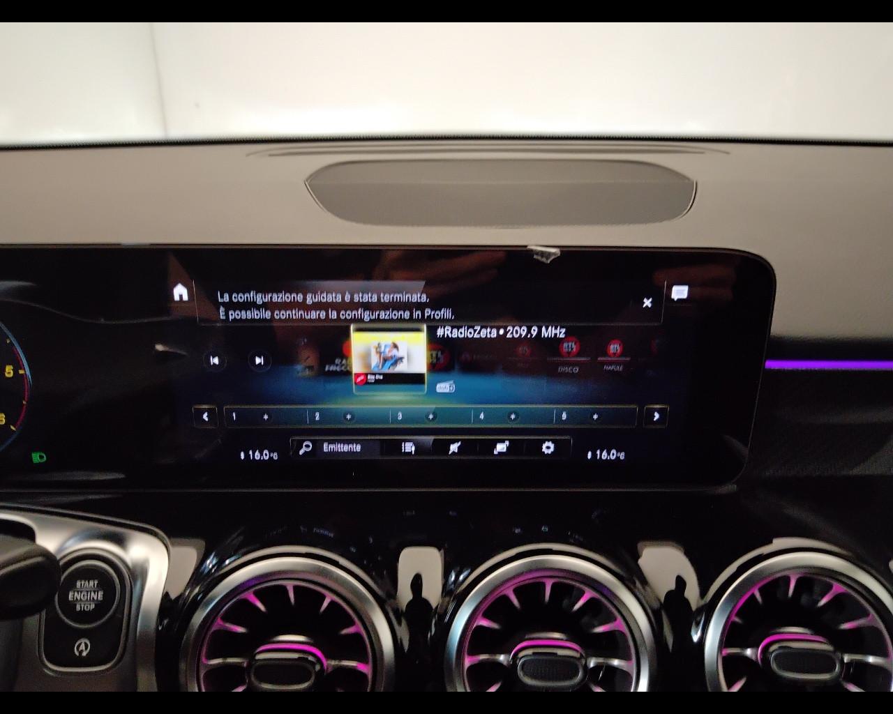 Mercedes-Benz GLB - X247 2019 - GLB 200 d Premium auto