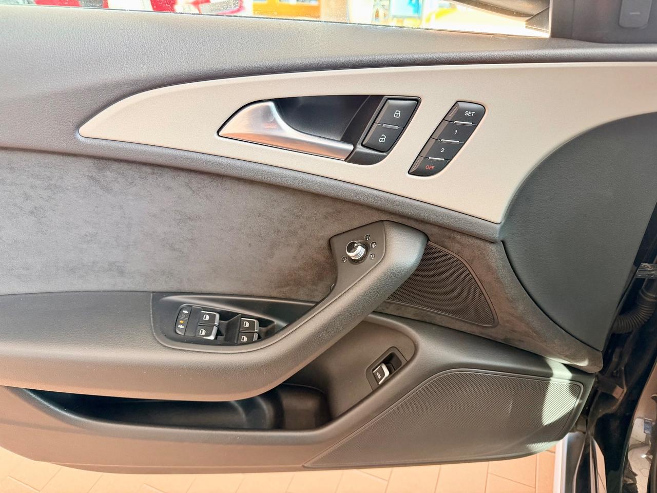 Audi A6 Allroad 3.0 TDI 320cv E6 Gancio Tr