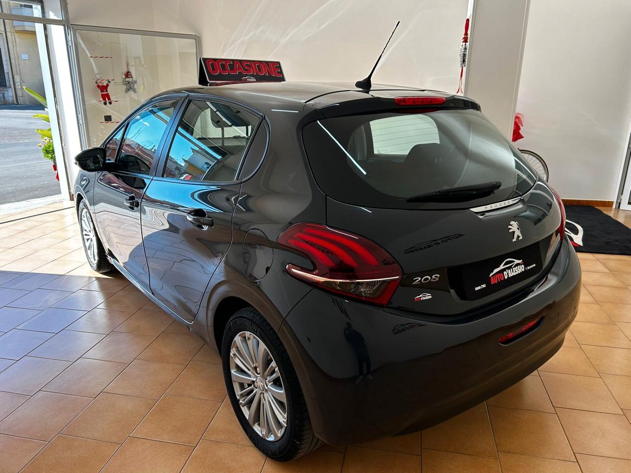 Peugeot 208 PureTech 82 Stop&Start 5 porte Signature