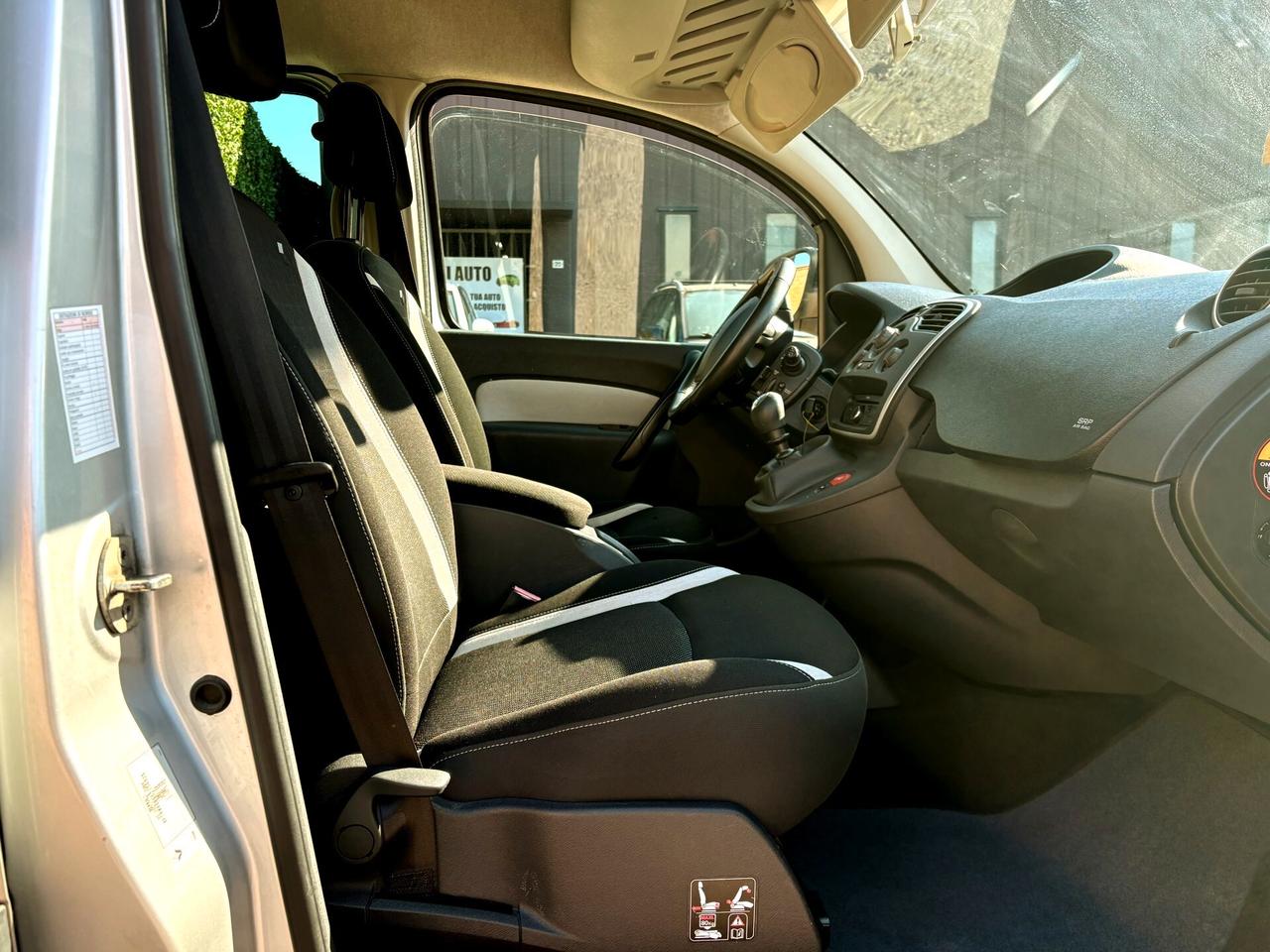 RENAULT KANGOO 1.5D 6m 5POSTI-NAVI-Garanzia-2016