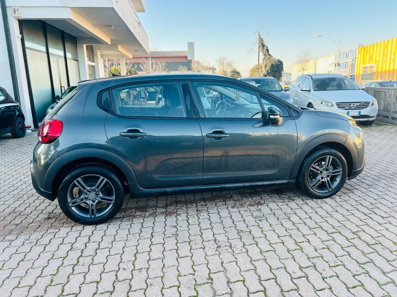 Citroen C3 PureTech 82 GPL Shine