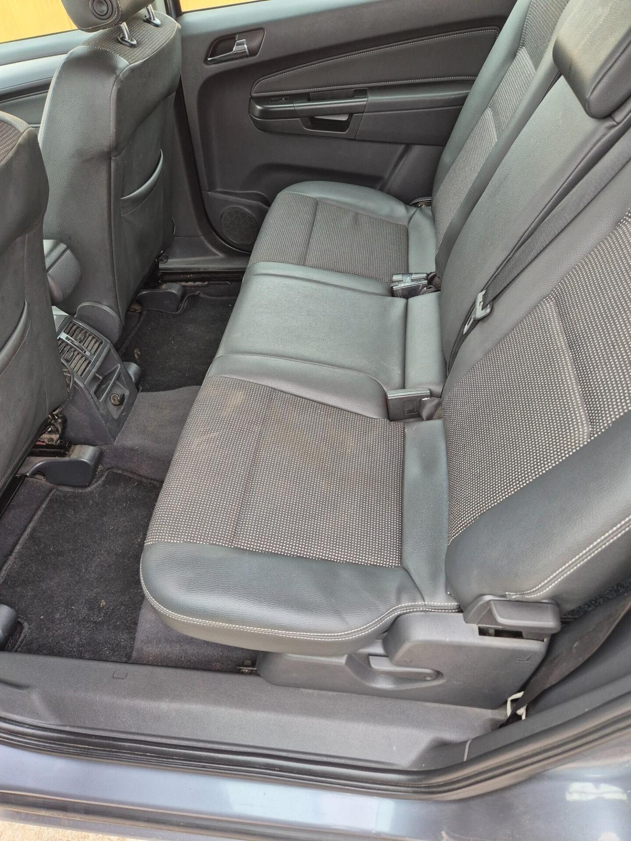 Opel Zafira 1.6 16V ecoM 7 posti