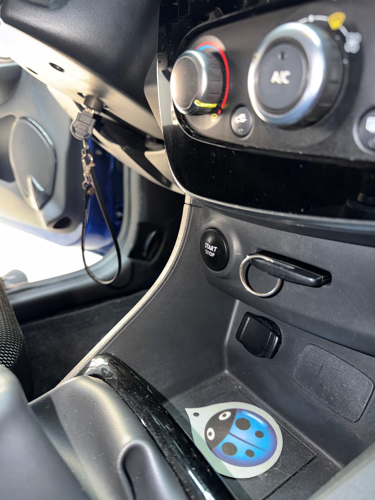 Renault Clio dCi 8V 90 CV 5 porte Moschino Life