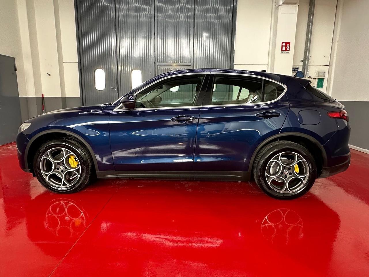 Alfa Romeo Stelvio 2.2 Turbodiesel 210cv q4 b tech