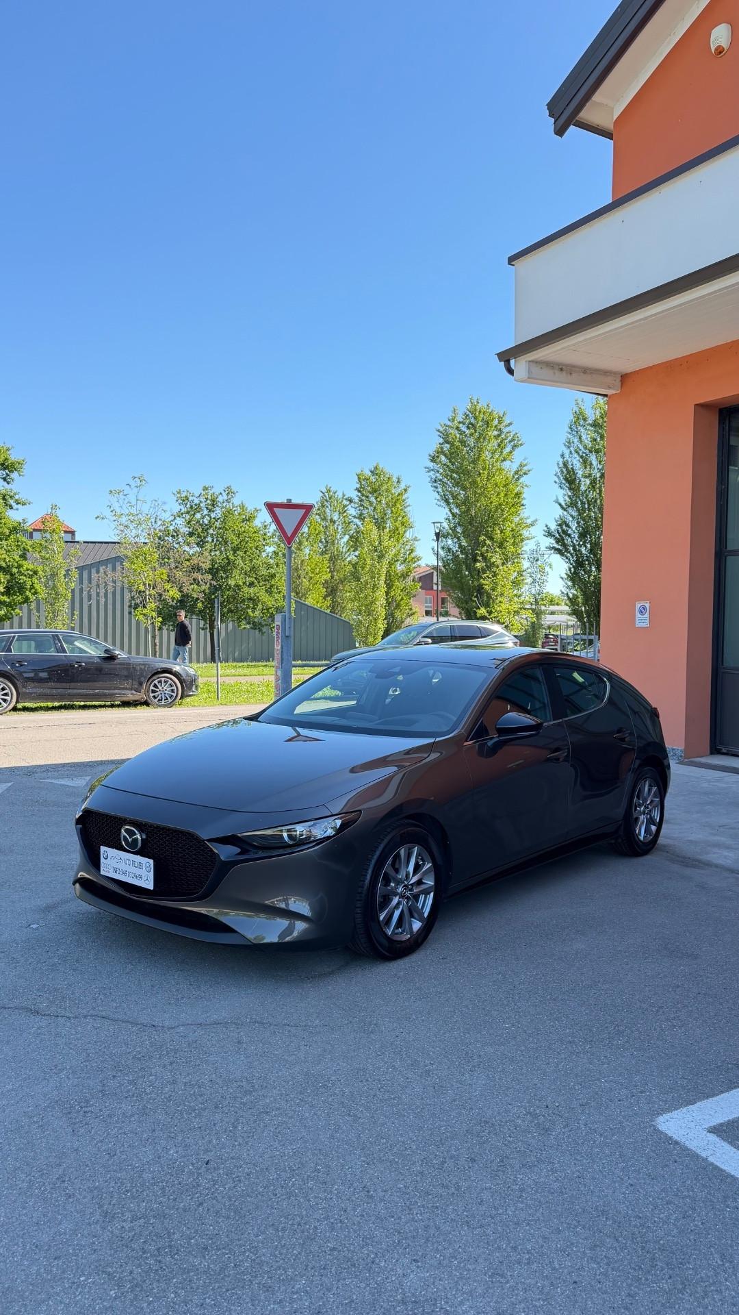 Mazda 3 1.8L Skyactiv-D Exclusive